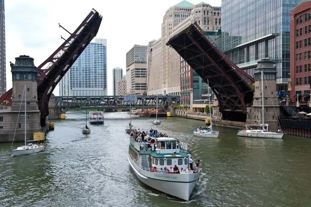 Chicago River bridge and boat view in Illinois featured in Best Places to Visit in July USA