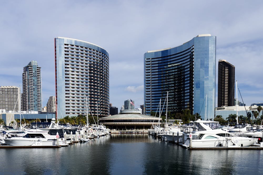 Beautiful San Diego harbor and city skyline, perfect for the best places to visit in august in usa.